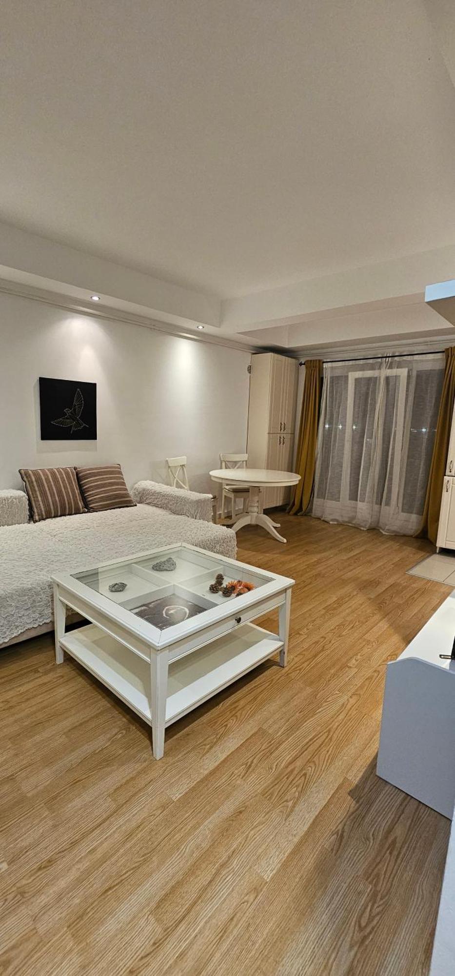 Homey 2 Cosmopolis Stefanestii de Jos Εξωτερικό φωτογραφία